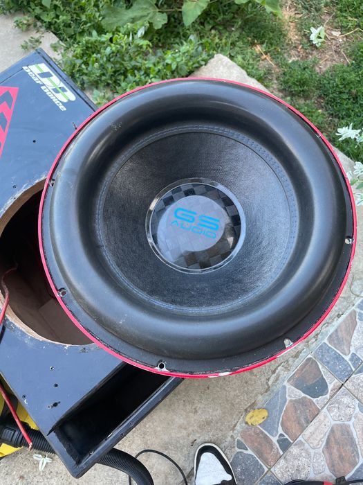 Vând subwoofer GS Audio