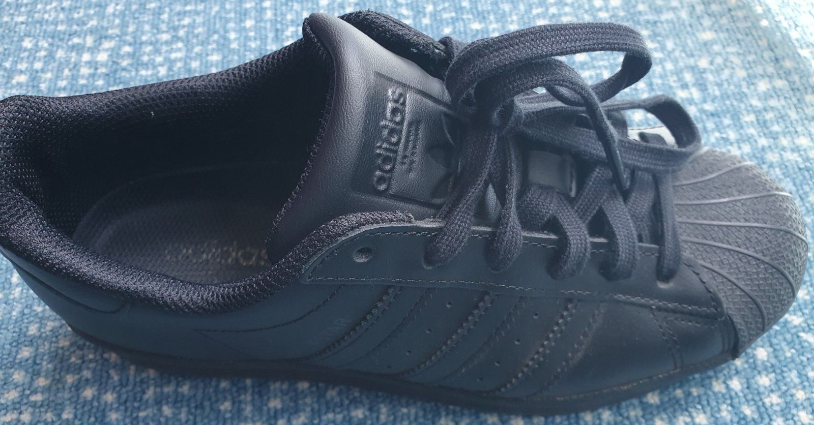 Adidas черни сникърси естествена кожа 37 номер Superstar shoes
