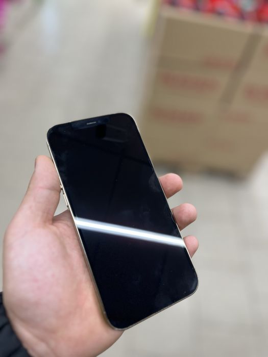 продам айфон 12 про мах