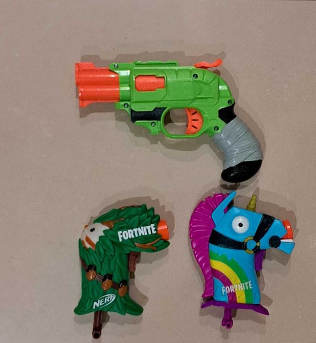 NERF / Нърф пистолети - разни