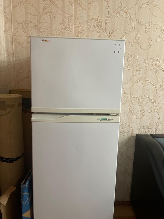 Продам холодильник