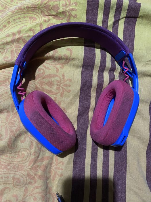 срочно продам logitech g435