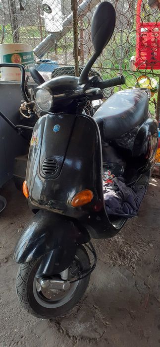 Vand scuter vespa