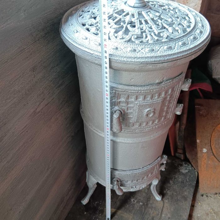 Godin"sobă" din fontă