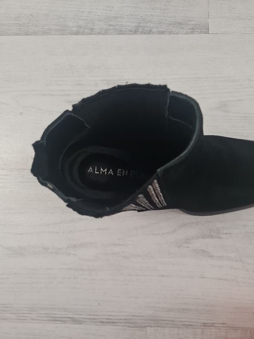 Ghete superbe Alma En Pena