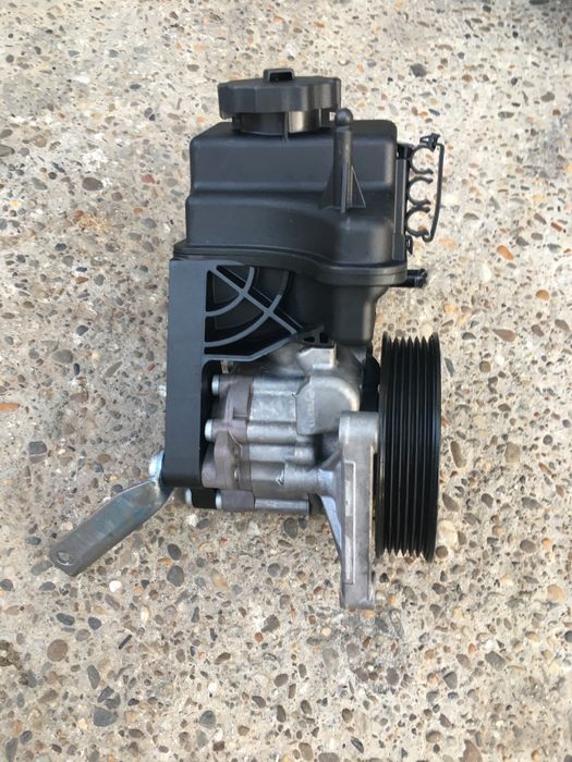 Pompa servo Mercedes SprinterA906/VitoW639 2.2CDI OM651