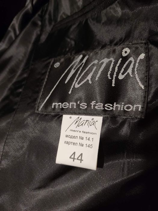 Официален мъжки костюм 79 лв. Размер S