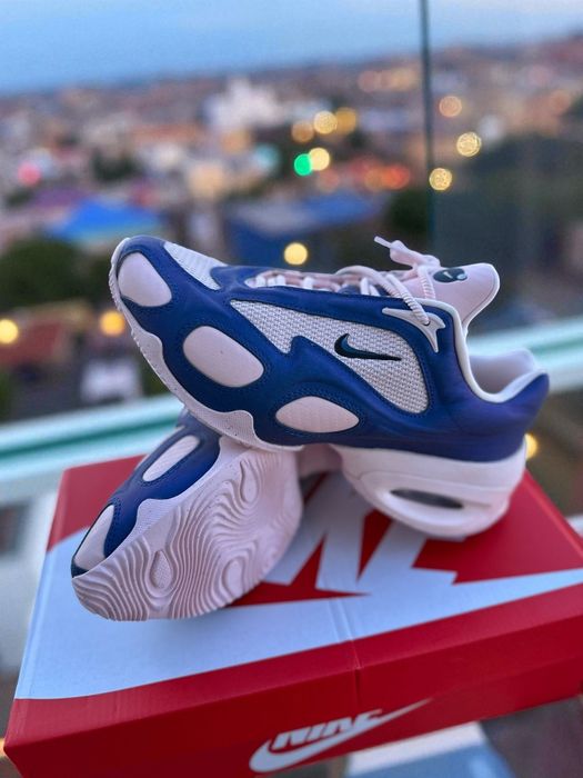 Nike Air Muse  .