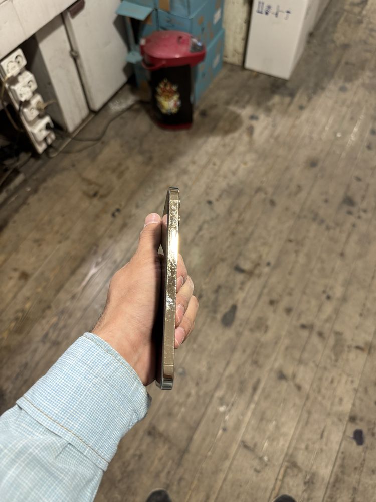 Iphone 12pro gold svet 128/74 region kh/a karopka xujjati bor