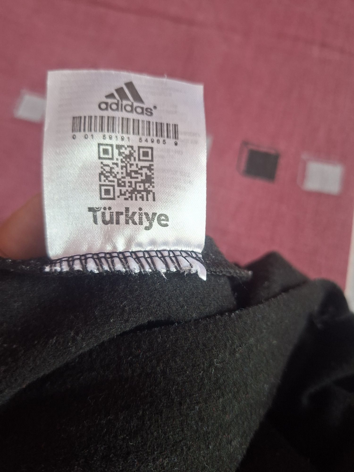 Vând Trening Damă Adidas Mărimea XL Turcia