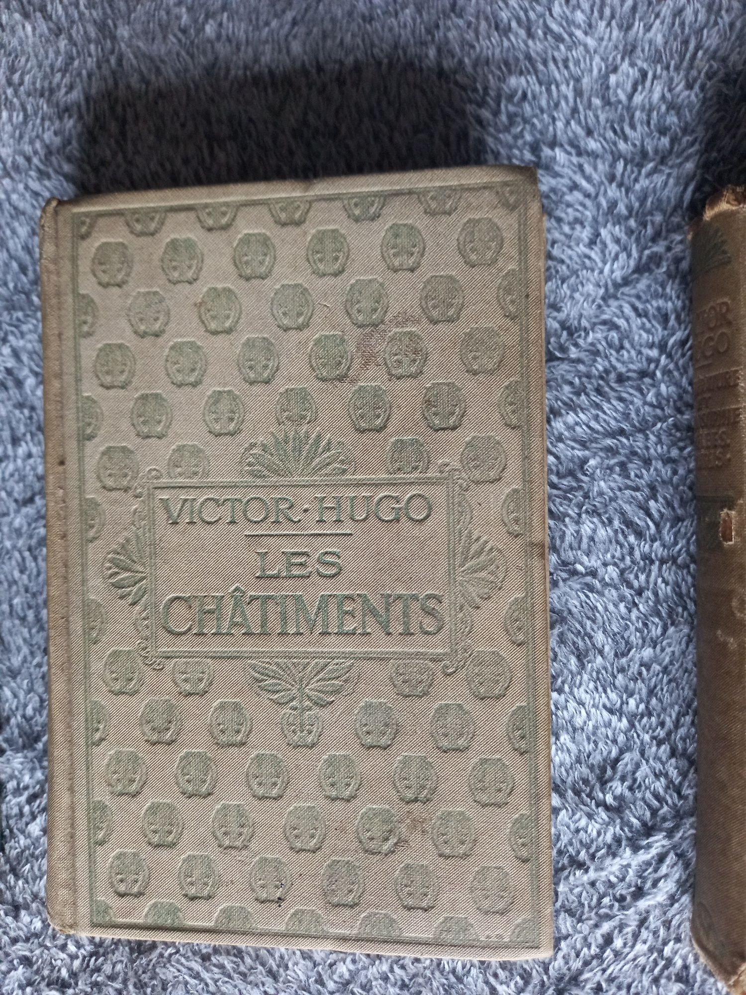 Carti vechi în romana și franceză