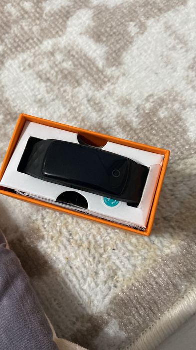 Часы смарт  Avon