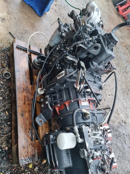 Motor Iveco 4 cil + pompe pt budoexcavator /alte utilaje