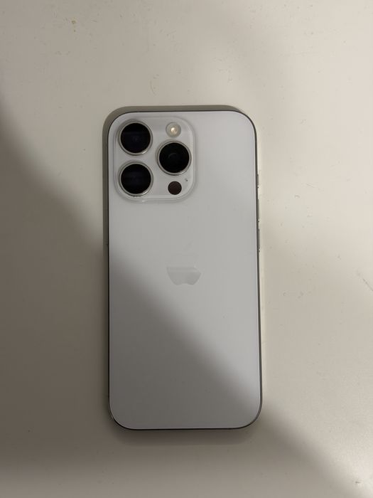 IPHONE 16 PRO 256 - на гарантии