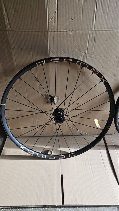 Set roti Mavic E-DEEMAX S, boost, Mullet  Microspline, noi