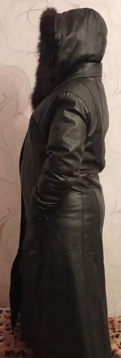 Кожаное пальто тёплое