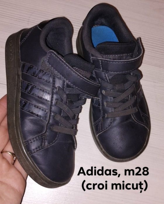 Incaltari Adidas băiețel m27-28