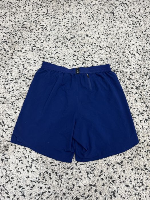 Къси панталони с клин NIKE.Размер M