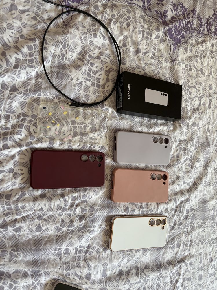 Продавам Samsung S23 256gb