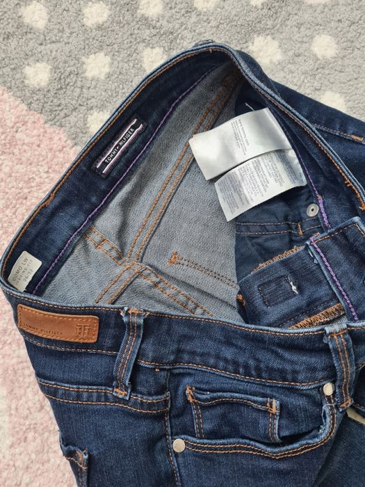 Blugi Tommy Hilfiger dama 26 S