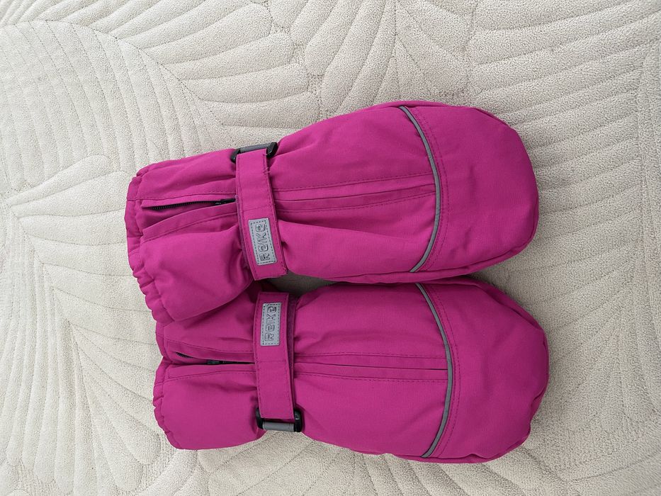 Перчатки от бренда Reike