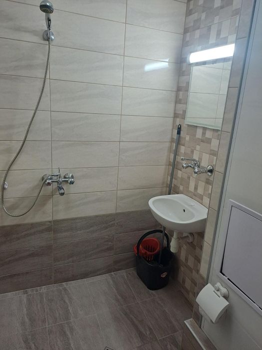 Дава се под наем Едностаен апартамент в Пловдив, Тракия - 40 кв.м за 225 € - Снимка #3