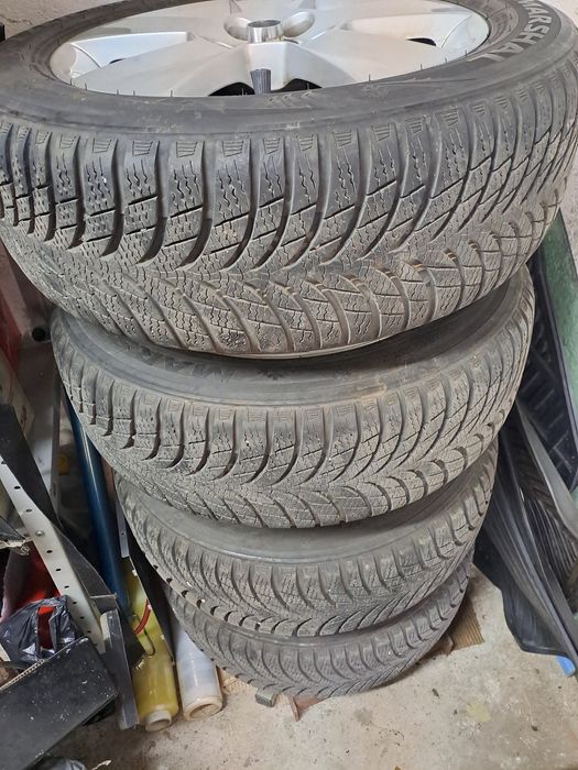 Зимни гуми с алуминиеви джанти за Шкода 185х60х15 комплект