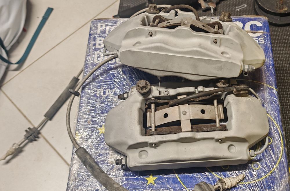 4 бутално Брембо от Алфа Ромео 159