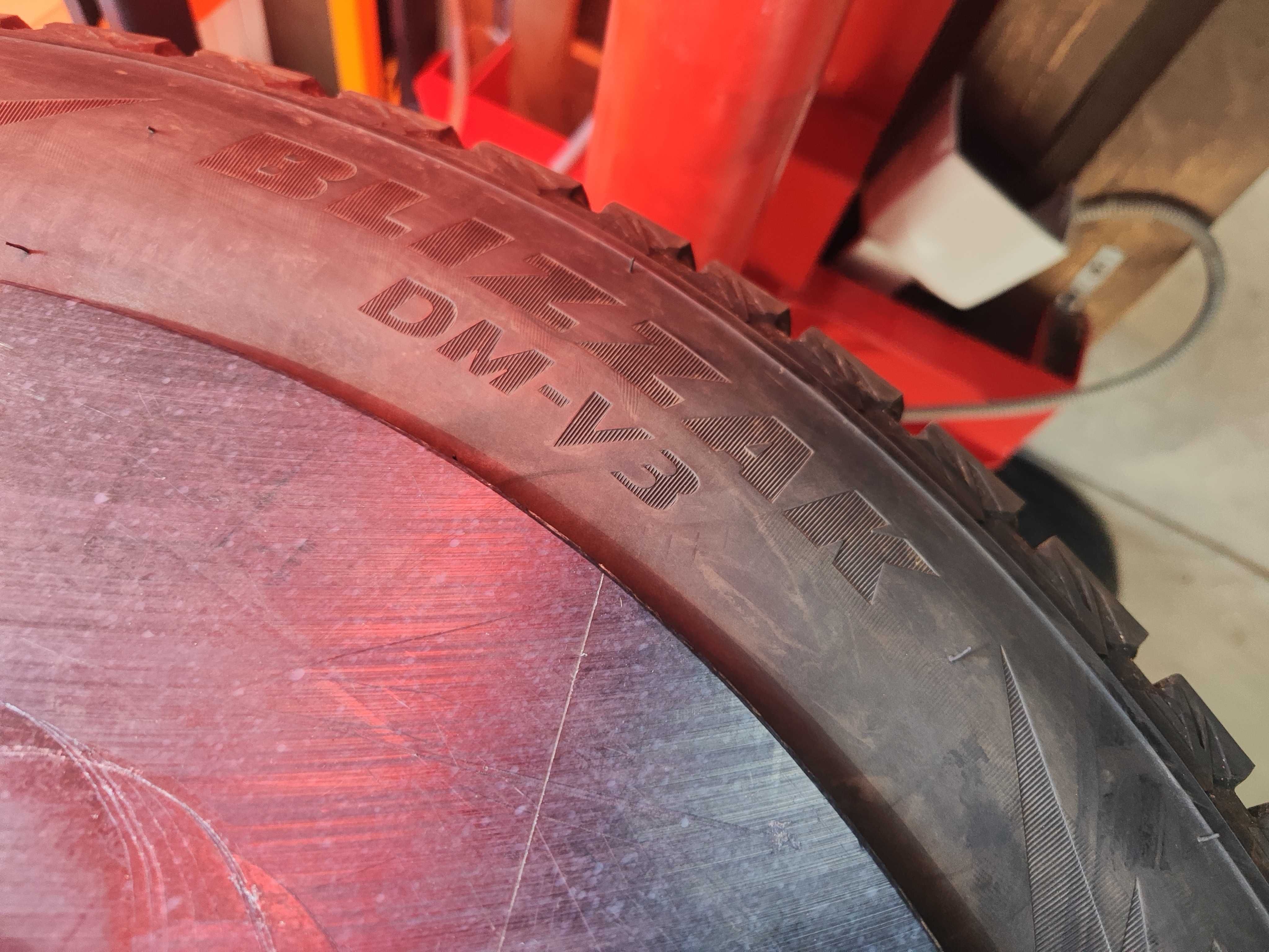 4бр.зимни гуми 265/60/18 Bridgestone