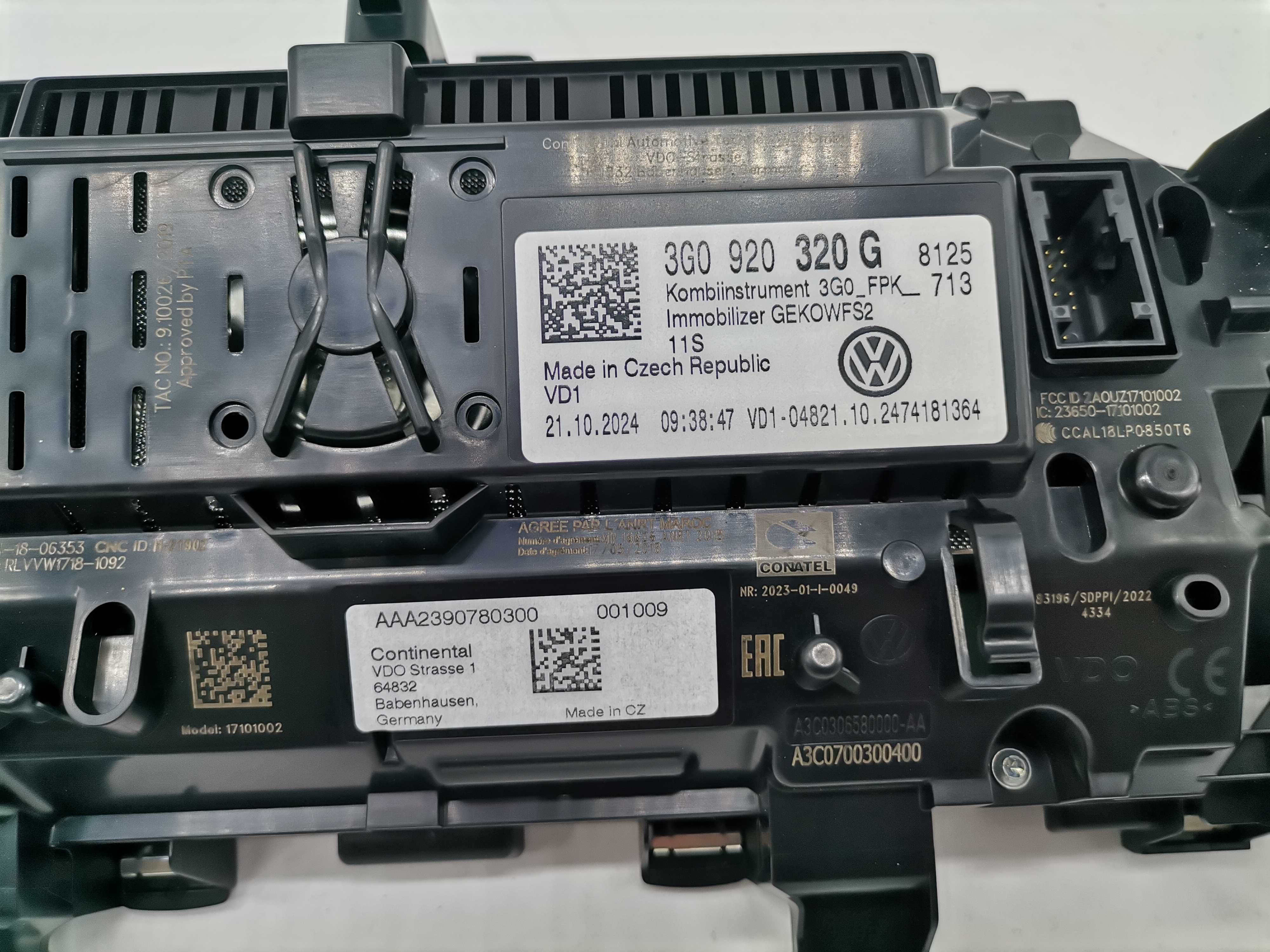 Нов 3G0920320G Виртуален Километраж Virtual Cockpit VW Passat B8