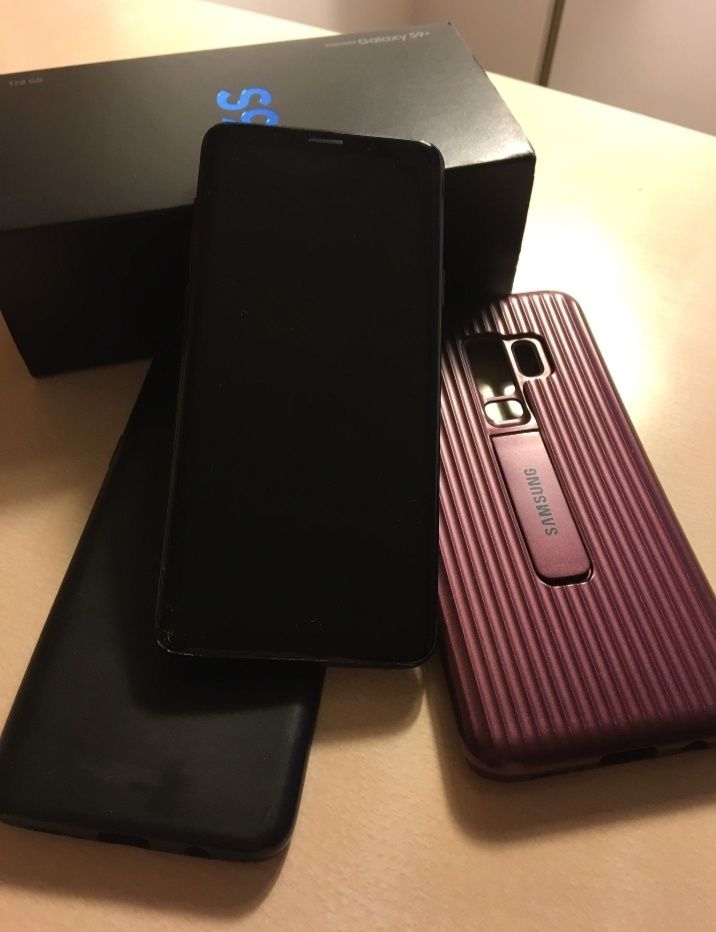 Samsung S9 Plus 128 GB + 2 huse Pachet integral