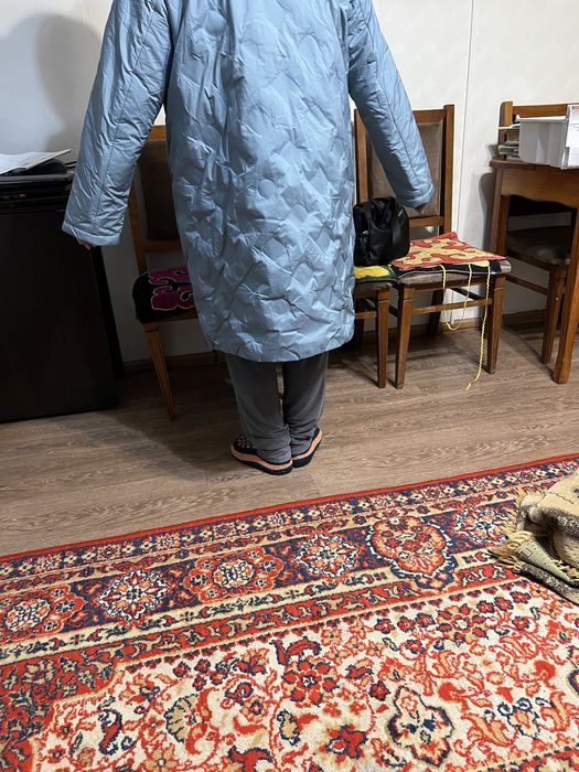 Продаю женскую куртку