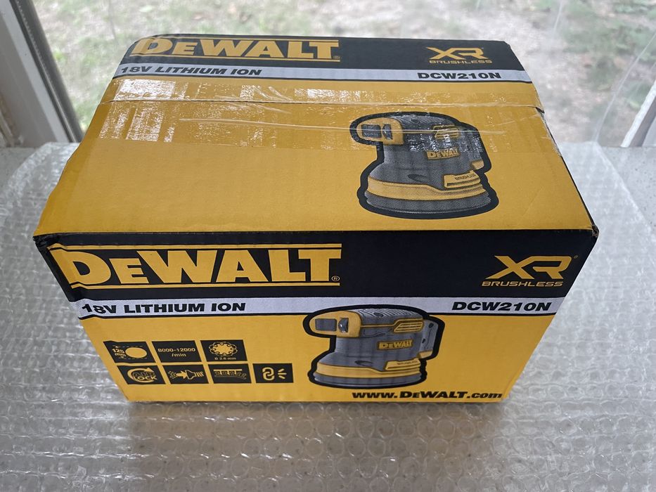 DeWALT DCW 210N XR. Slefuitor Orbital /(CZECH REPUBLIC.) Original Nou!
