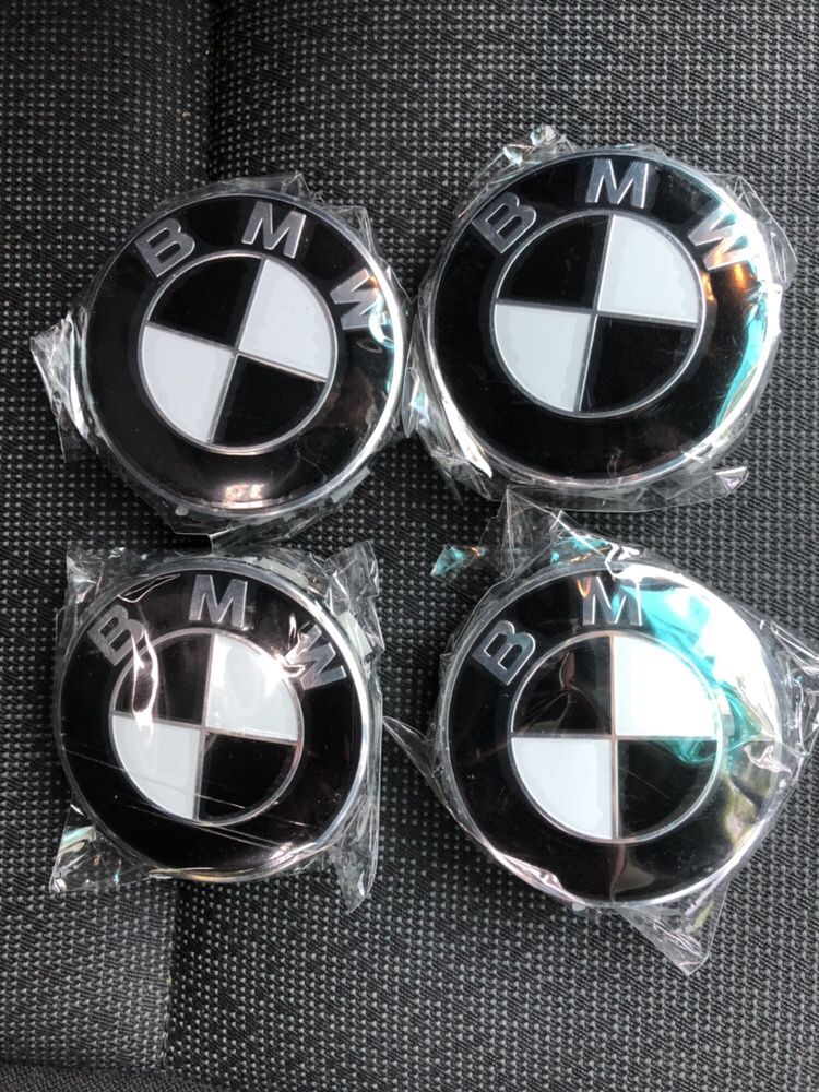 Capace roti jante 68mm BMW Alb/negru X3 E70 E92 F10 E90 E60 X5 X6 F30