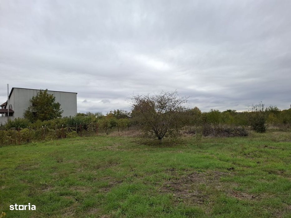 Teren Corbeanca Institutului 533 mp / 2456 mp la 250 m de mall si DN1