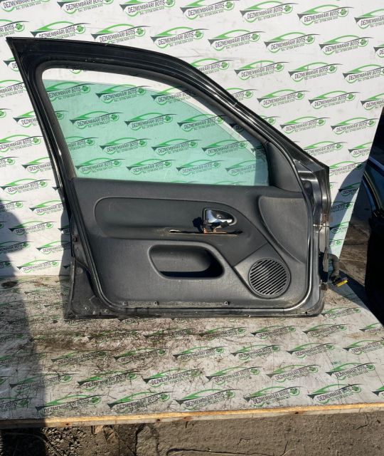 Usa / Portiera fata stanga Renault Clio a 2-a generatie (facelift)