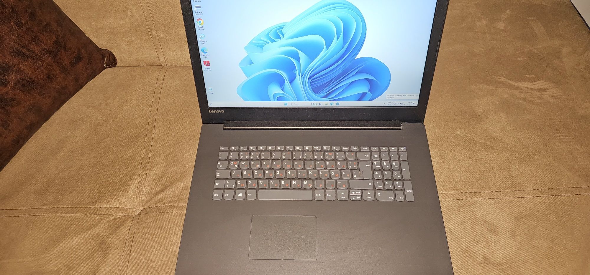 Lenovo 320-17ikb  17.3 инча