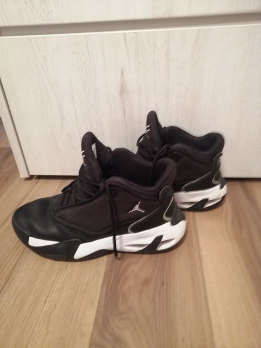 De vinzare Jordan preț 200lei