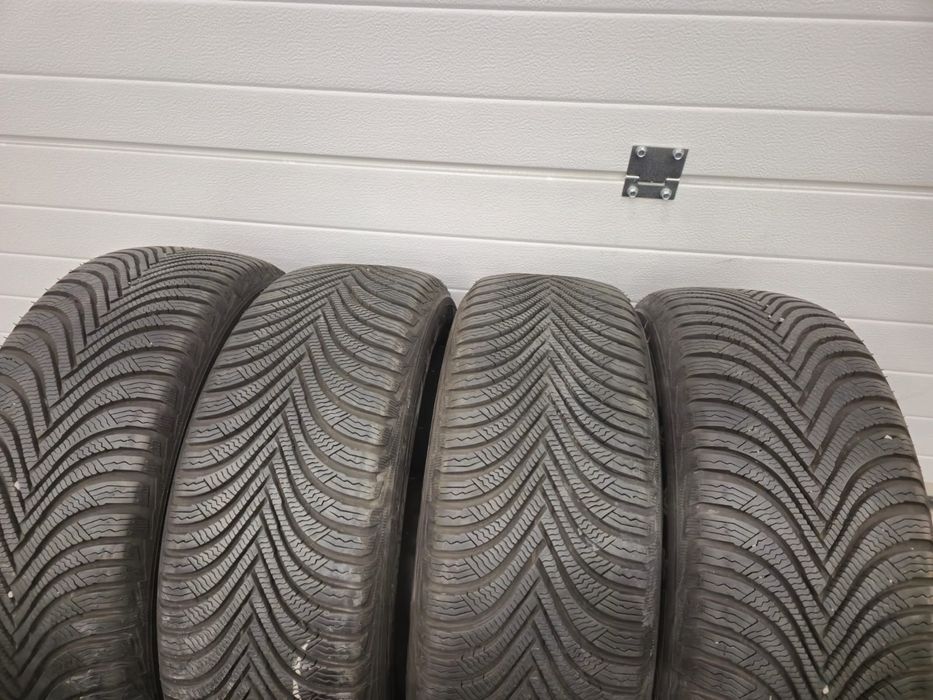 4 anvelope iarna Michelin 215 55 17 ca și noi / DOT 2024