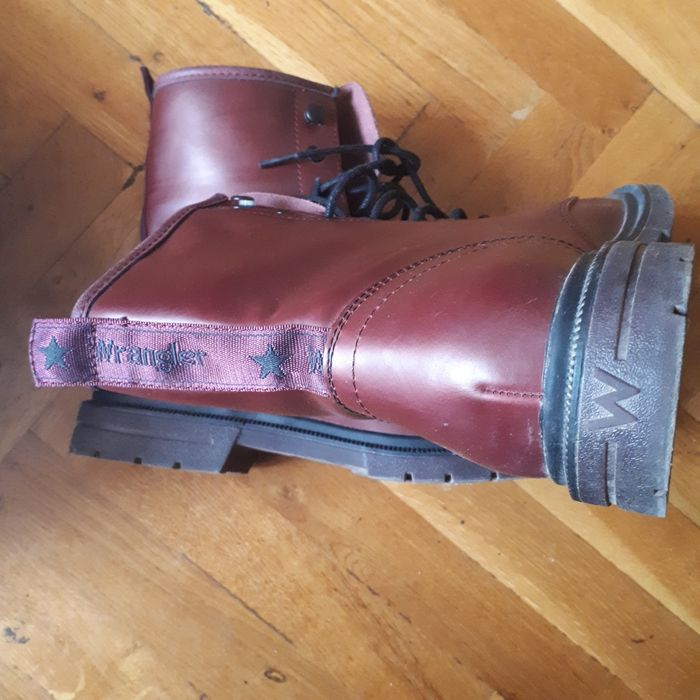 Dr. Martens 1460 Smooth 42  и Wrangler 41 естествена кожа