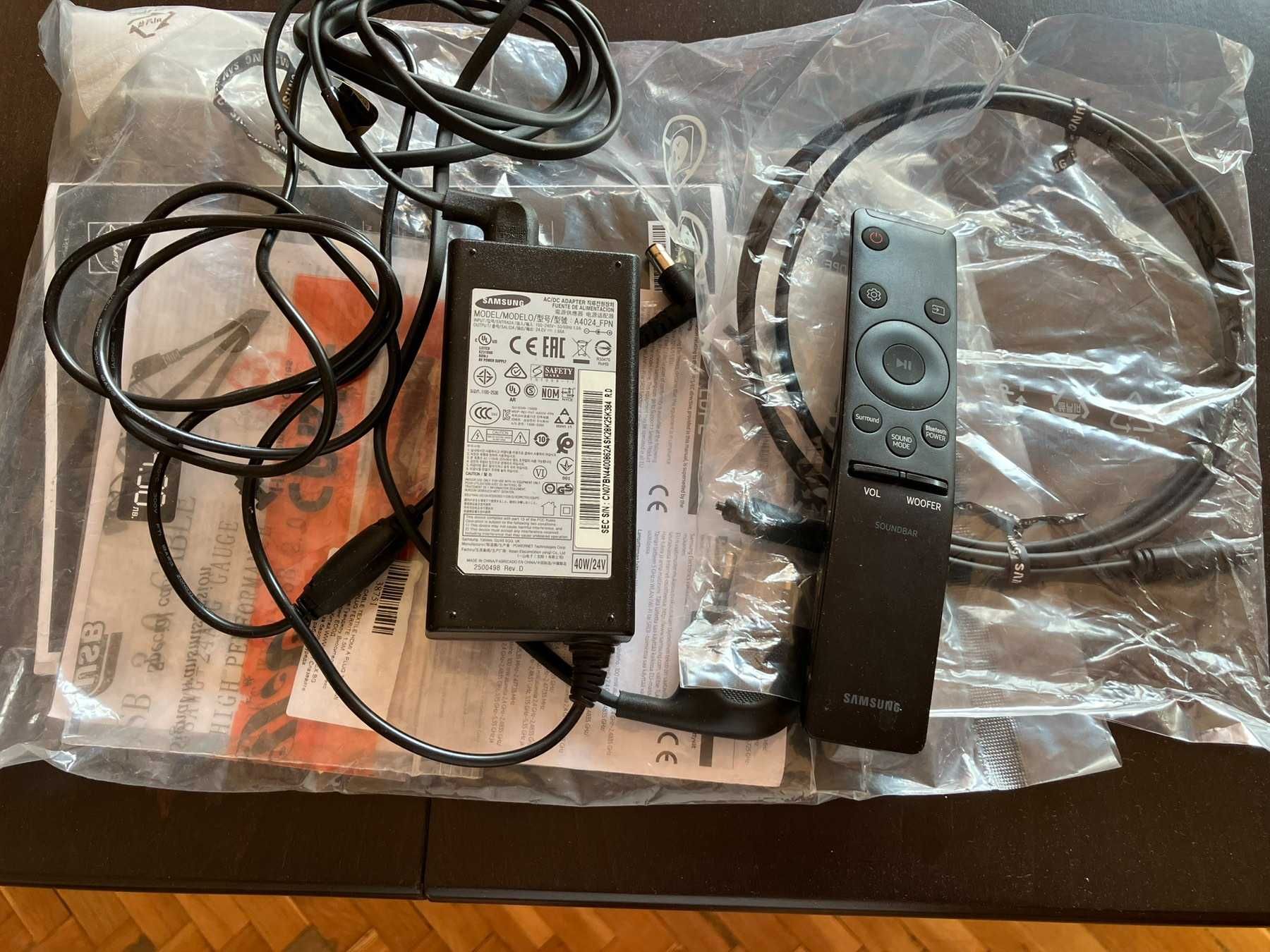 Саундбар Samsung HW-M450 320w 2.1ch