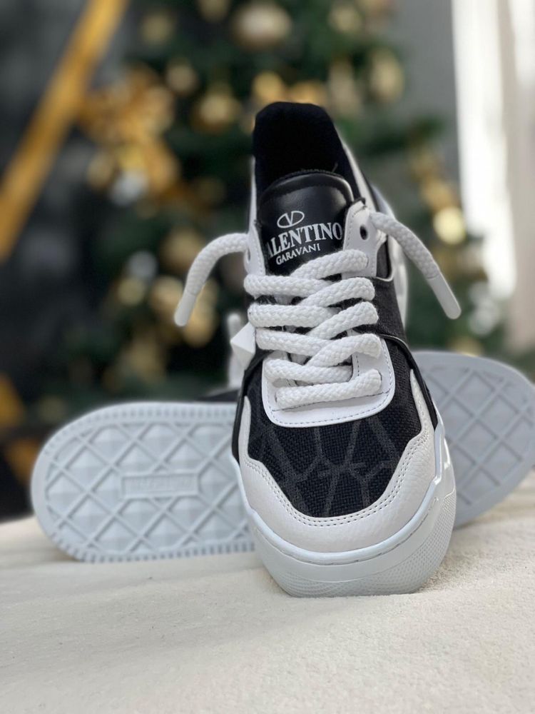 Sneakers Valentino