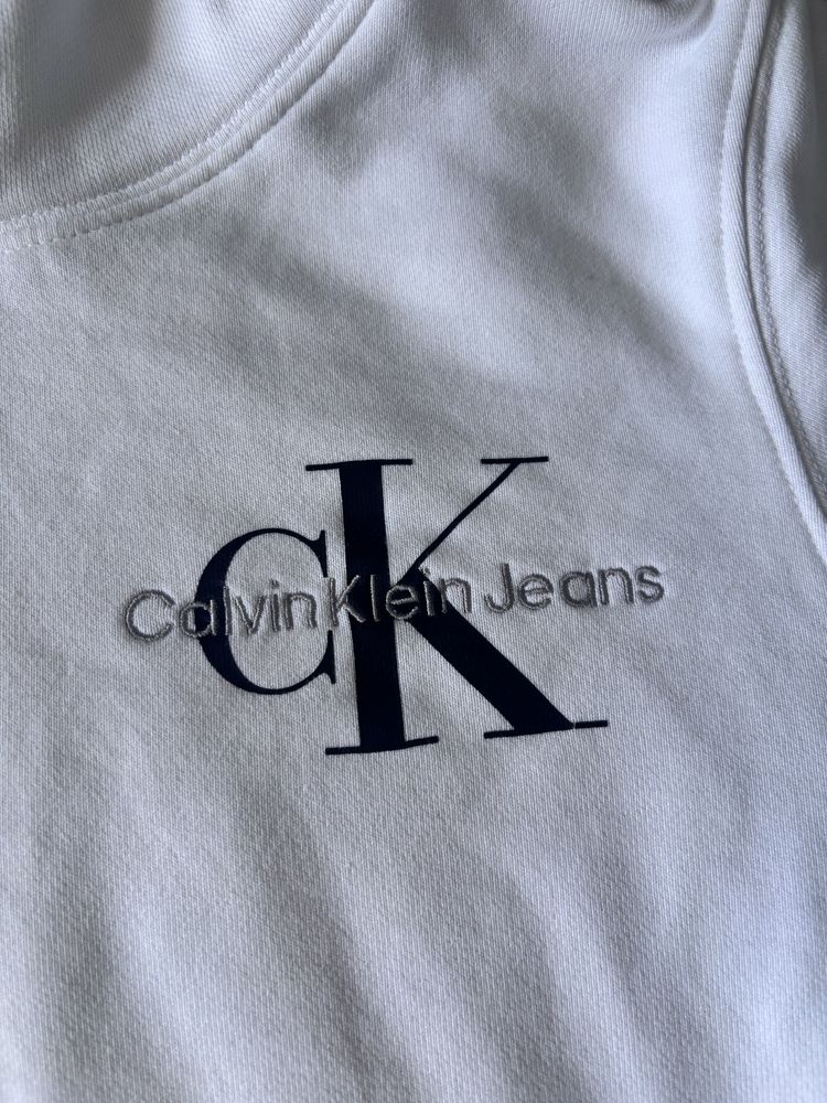 Calvin Klein  суичър