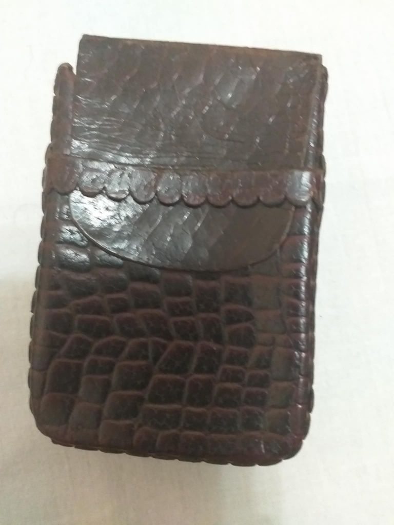 Кожен калъф за цигари
