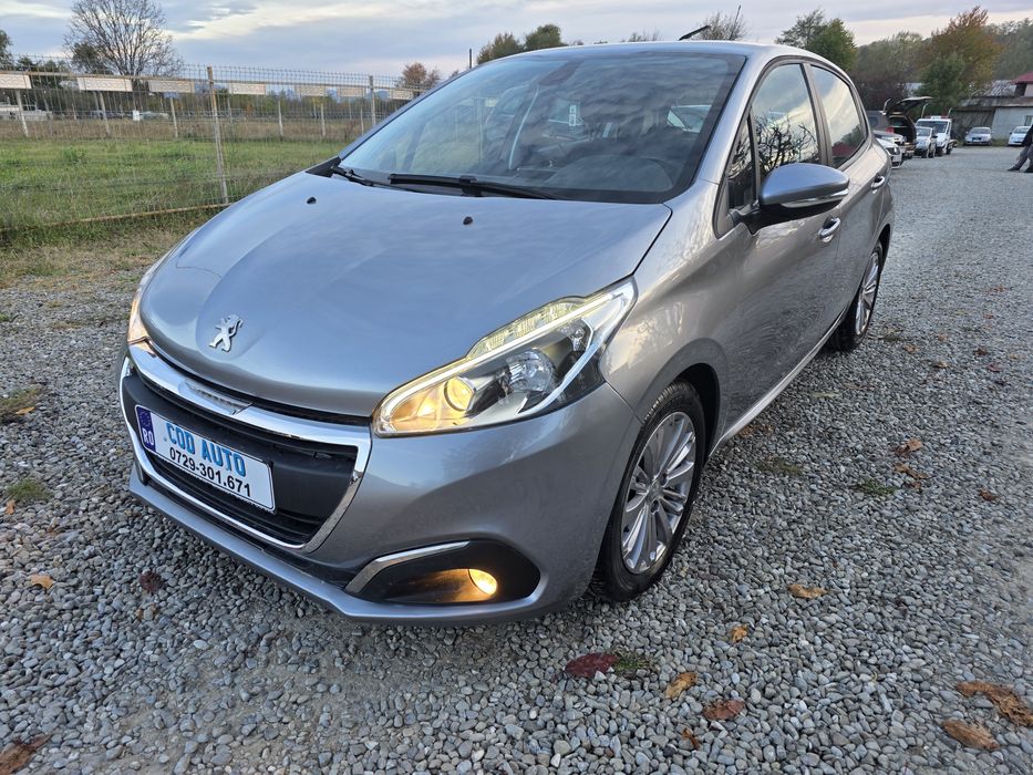 Peugeot 208 Motor 1.2 benzină An 10.2019 Km 67321