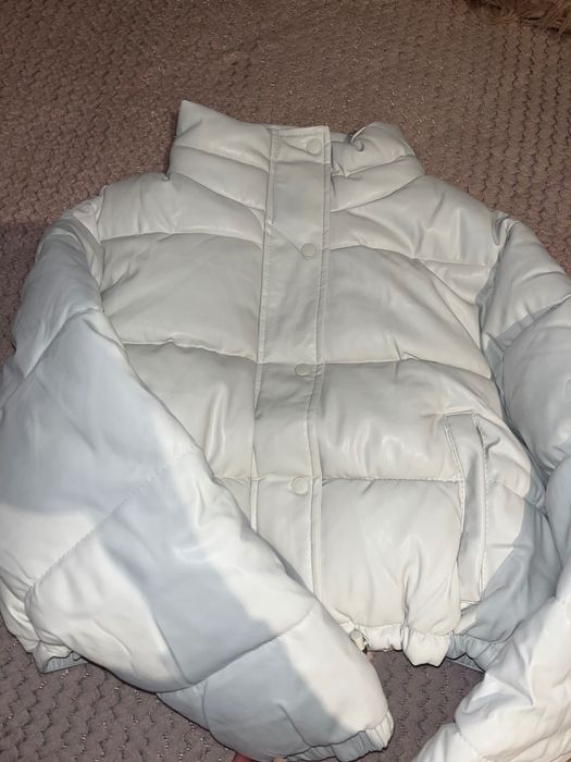 Късо дамско зимно  яке