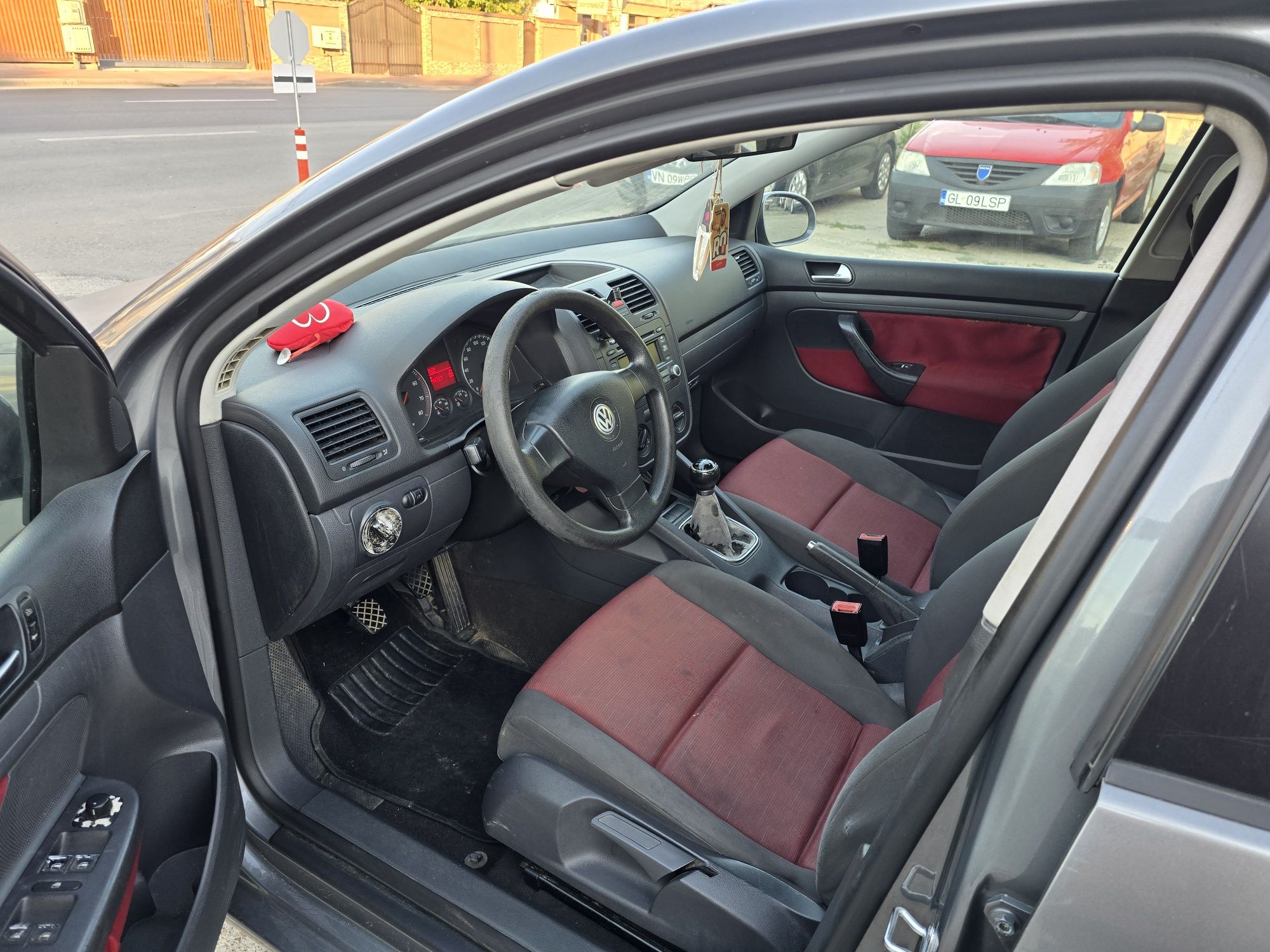 VW Golf 5 1.4 MPI