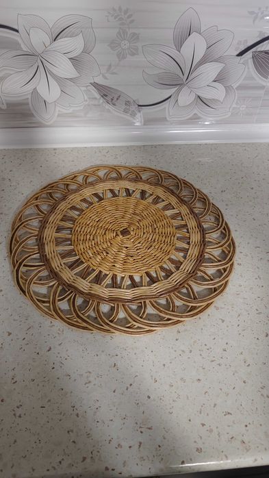 Плетёная подставка сервировочная салфетка