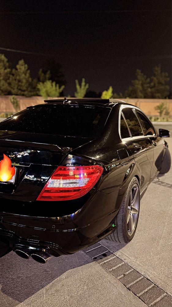 Mercedes bens w204
