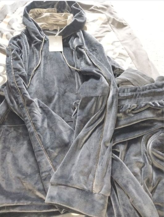 Спортивный костюм